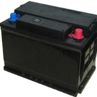 Аккумуляторная батарея (АКБ для генераторов на платформе и кожухе)